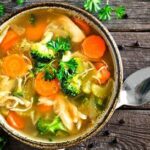 Soupa de frando desfiado